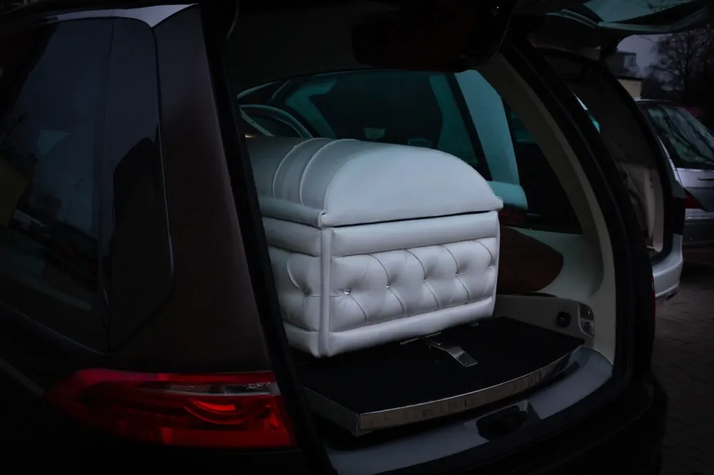 transport funéraire à Entraygues-sur-Truyère